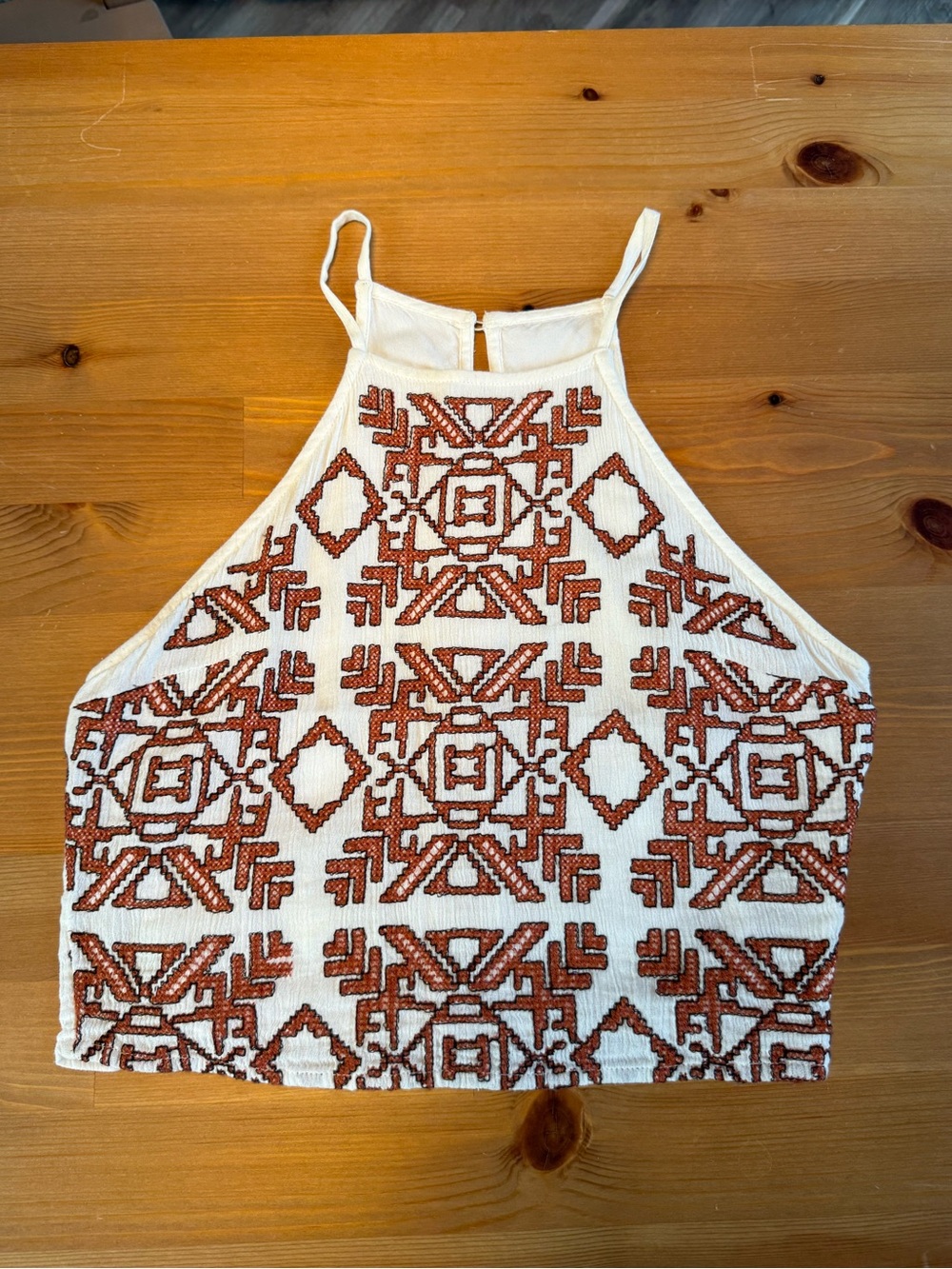 Abercrombie & Fitch White Crop Top with Rust Embroidered Geometric Pattern